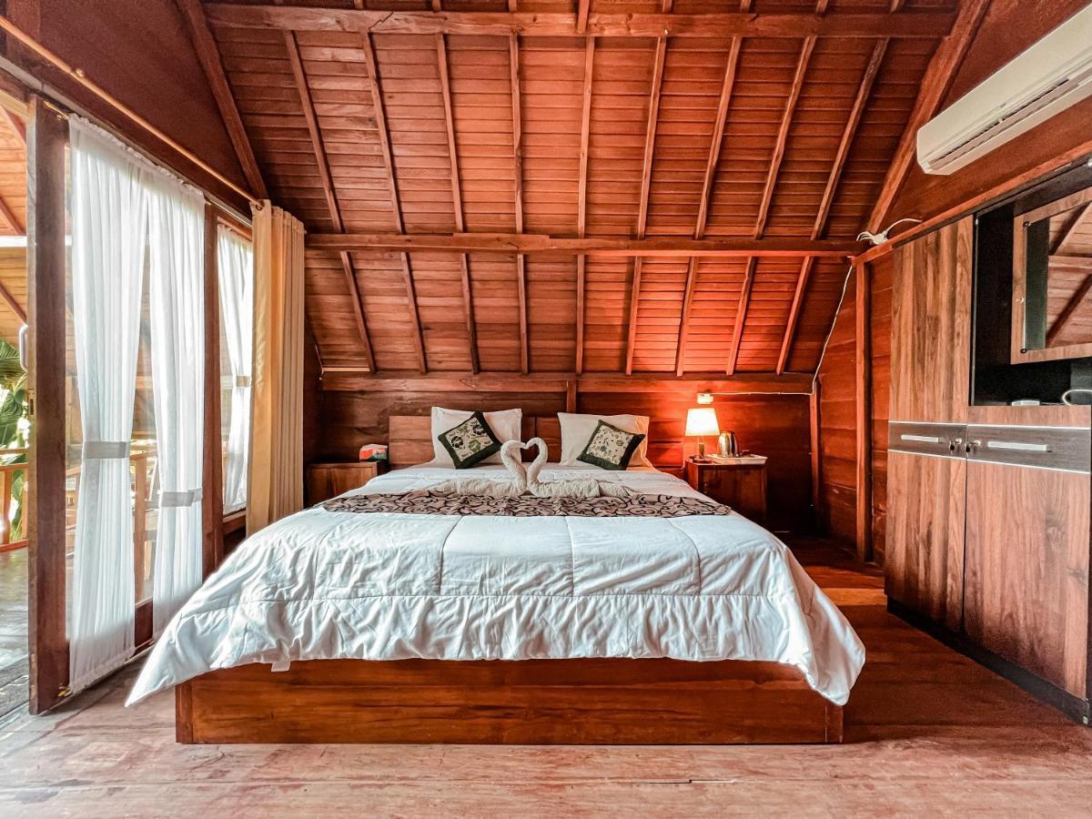 Gayatri Bungalows Batununggul Экстерьер фото