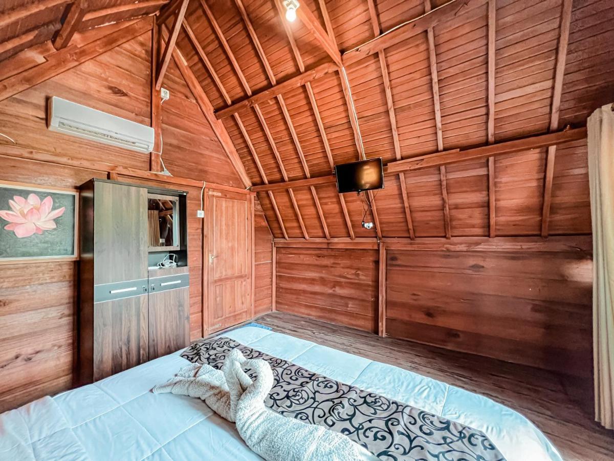 Gayatri Bungalows Batununggul Экстерьер фото